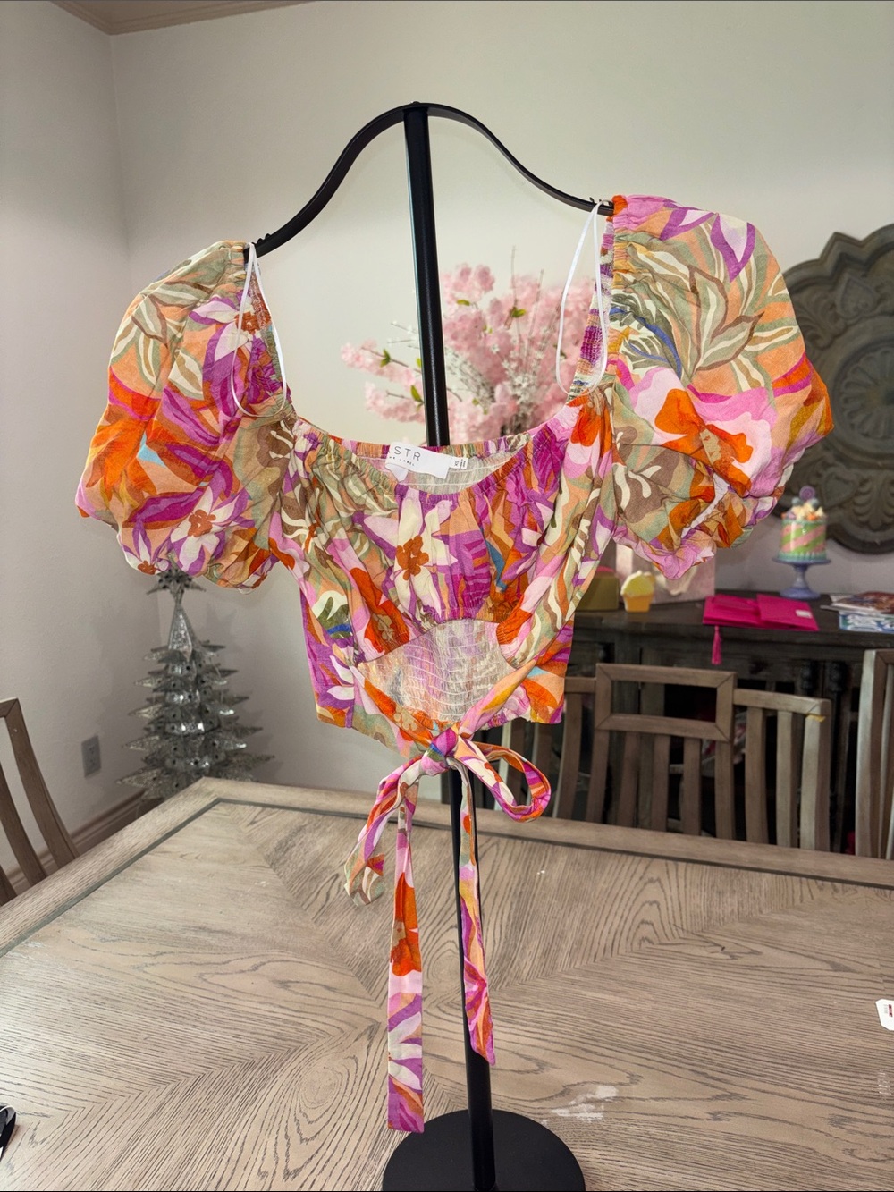 Floral Puff-Sleeve Crop Top in Pink & Orange
